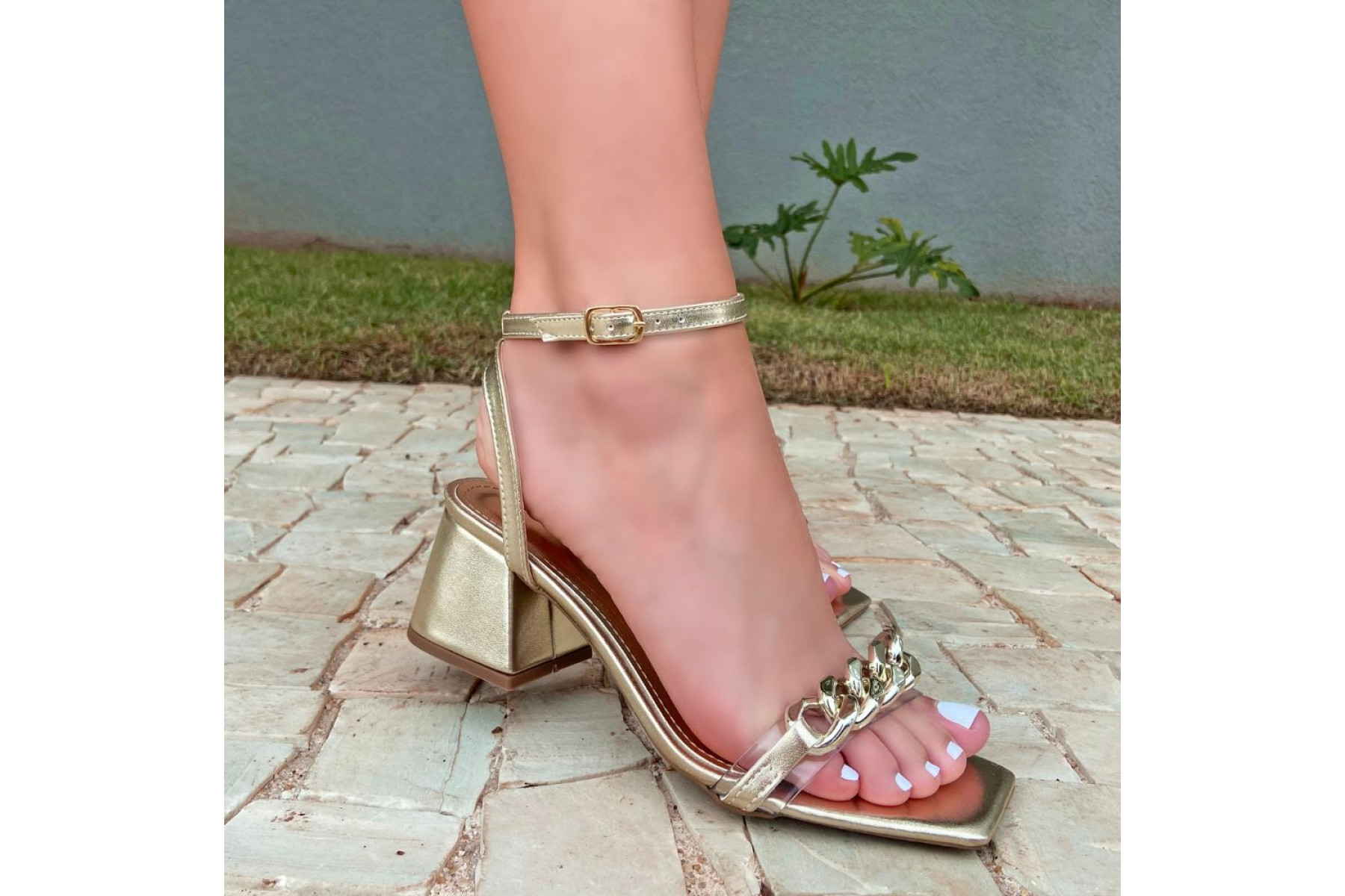 Sandália Salto Bloco
